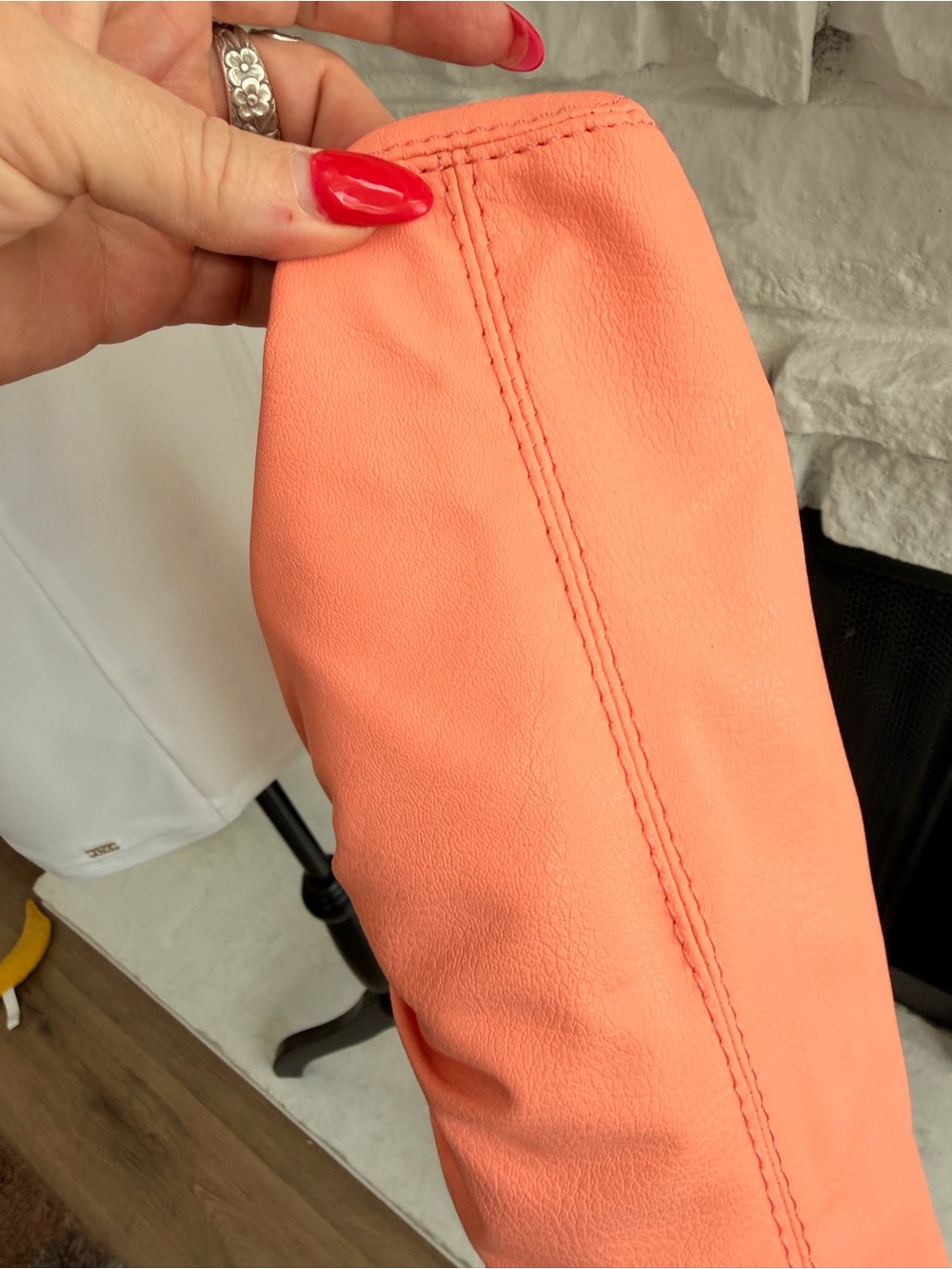 Calvin Klein Canna Coral Turnlock Ruched Shoulder Bag Retro Y2K - Picture 7 of 10